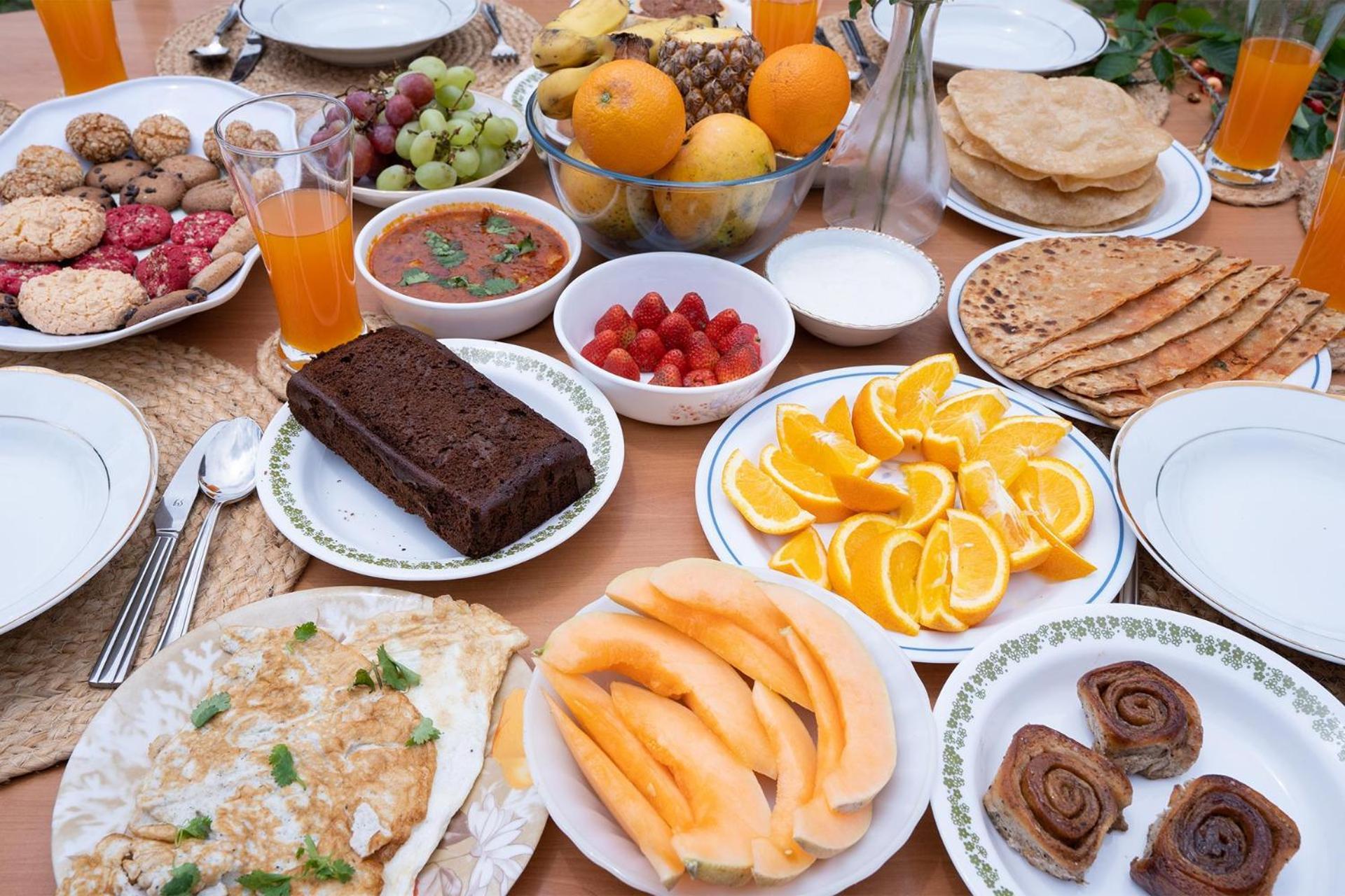 Stayvista At Pinewood Villa - Pet Friendly Villa With Lawn & Pool Table Srīnagar 외부 사진